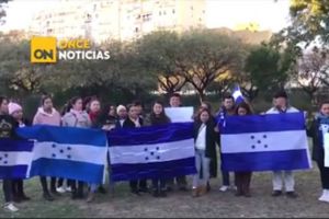 Hondureños residentes en España piden por la paz