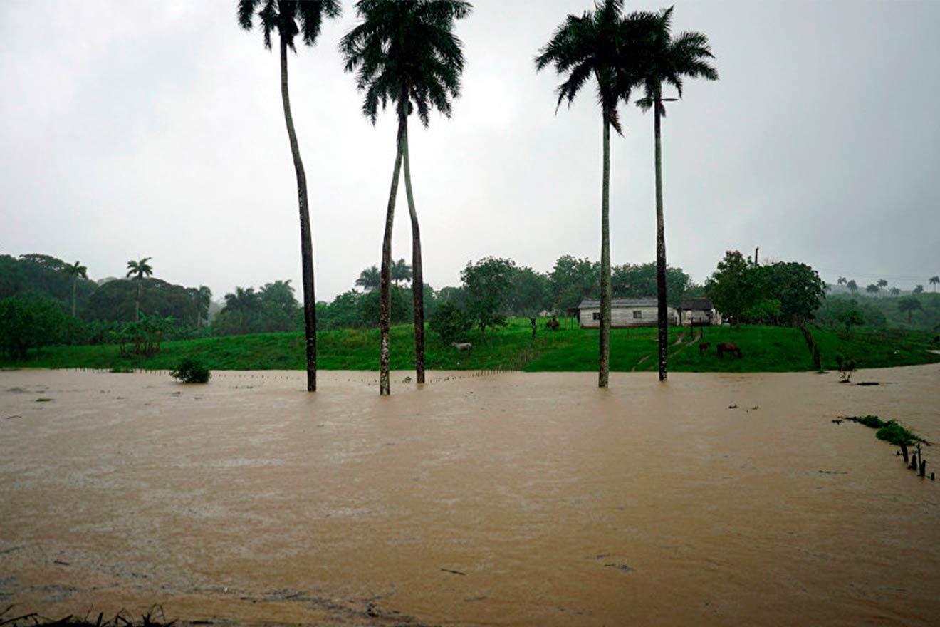 (VIDEO) Tormenta Alberto amenaza Estados Unidos, México y Cuba