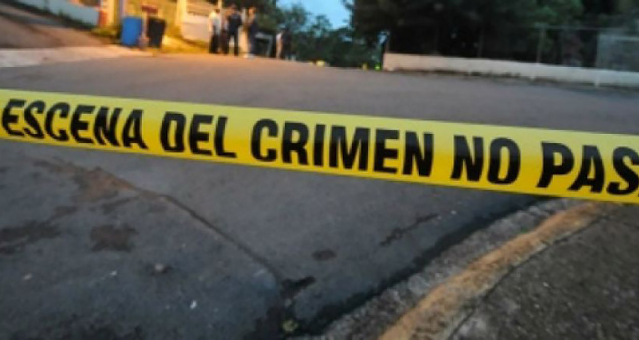 matan un policía junto su novia