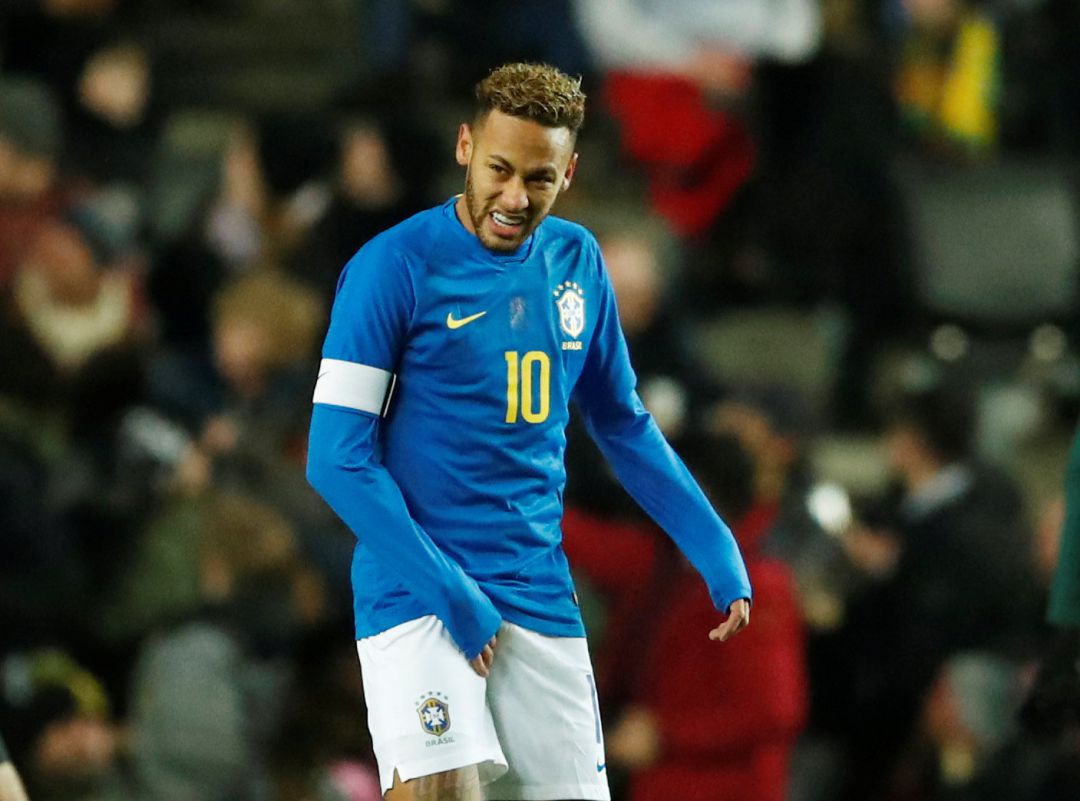 Neymar regresa a españa