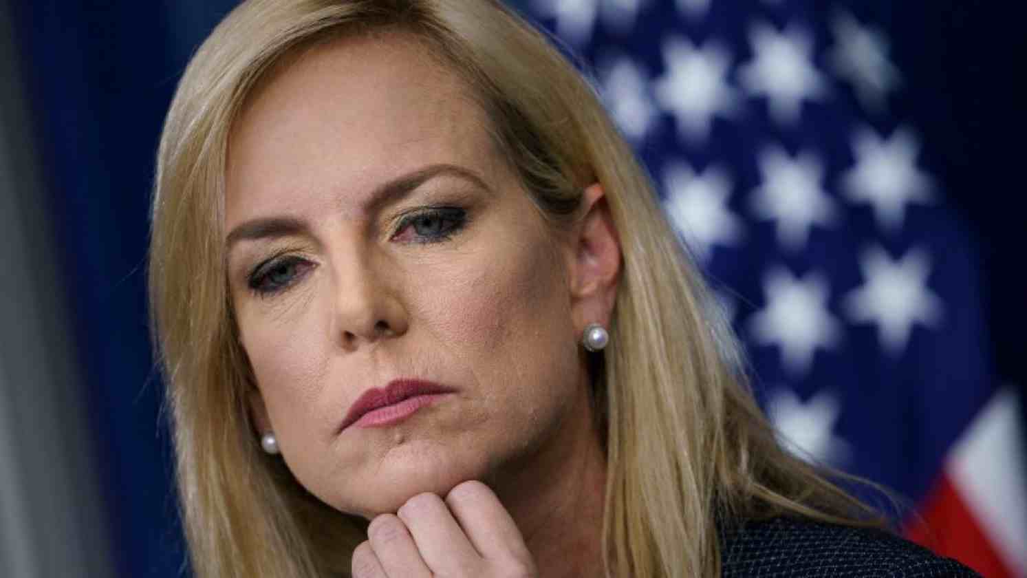 Nielsen dejará de ser secretaria