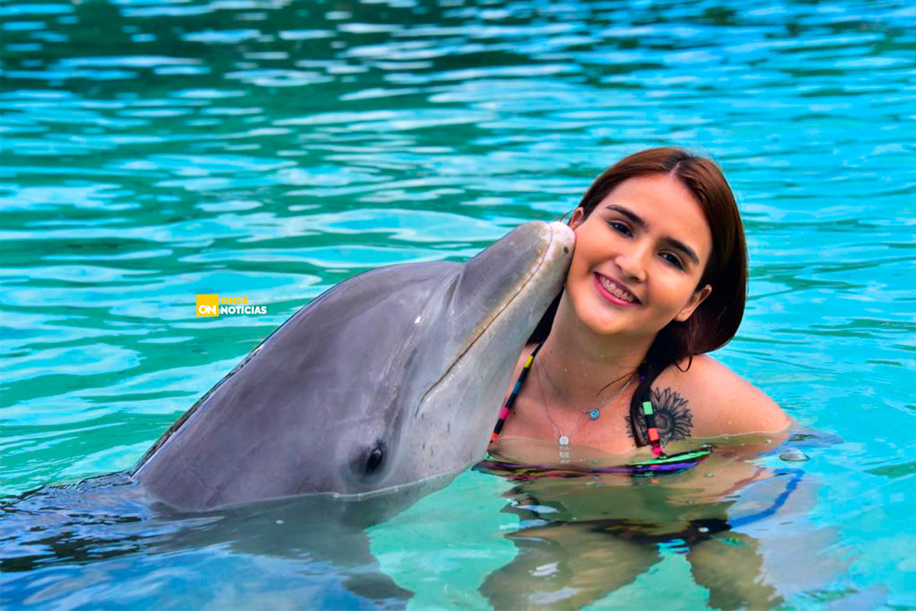 Gabriela Galeas presentadora calle 7