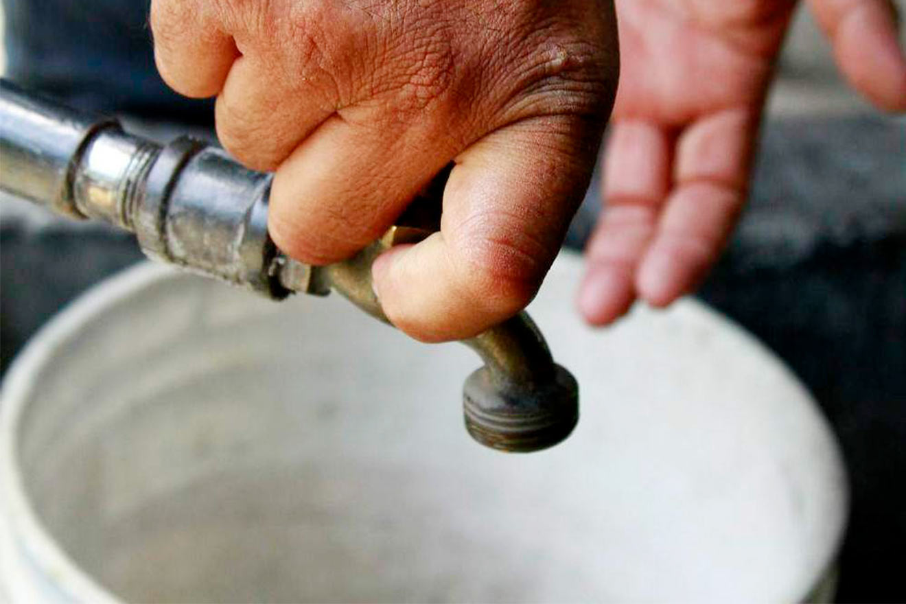 Unos 10,000 hogares no reciben agua por tubería colapsada