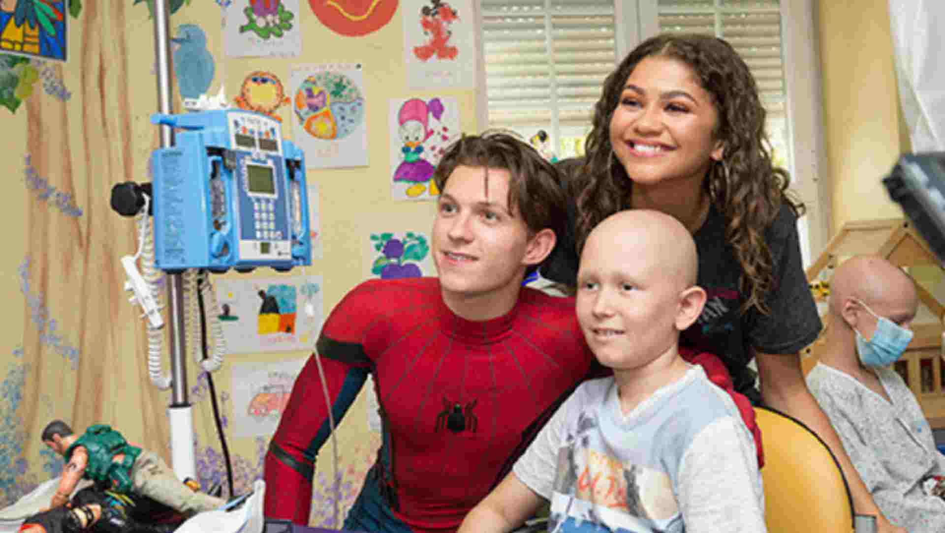 actores spiderman hospital niños superheroes