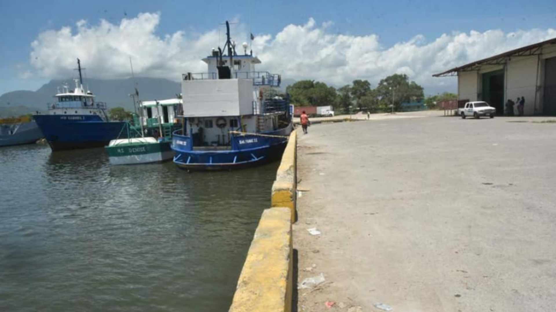 Incendio embarcación La Ceiba