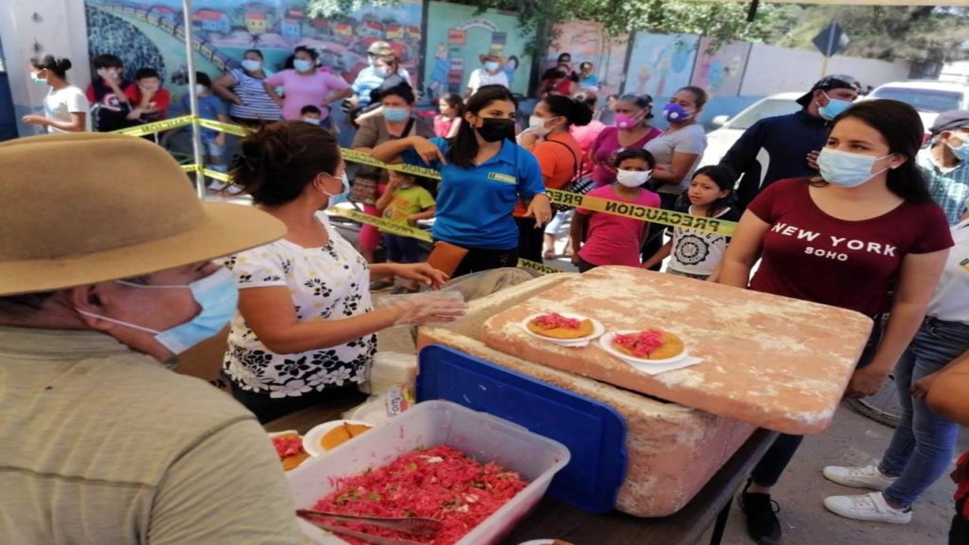Rommell Quioto realiza donaciones de indumentaria en La Lima Rommell Quioto realiza donaciones de indumentaria en La Lima