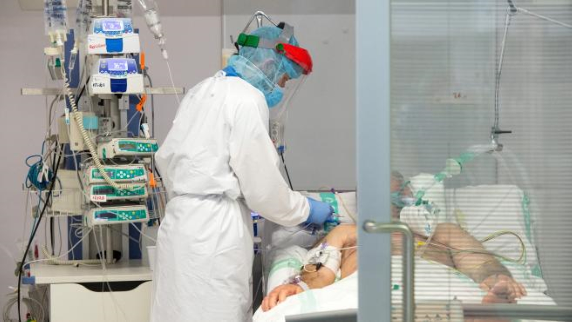 médico intubado covid
