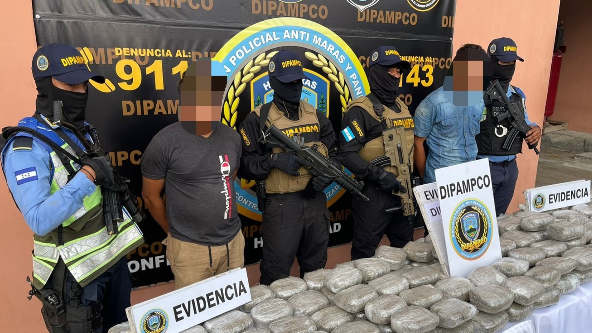 Decomisan140 Paquetes De Supuesta Marihuana En Compartimiento Falso