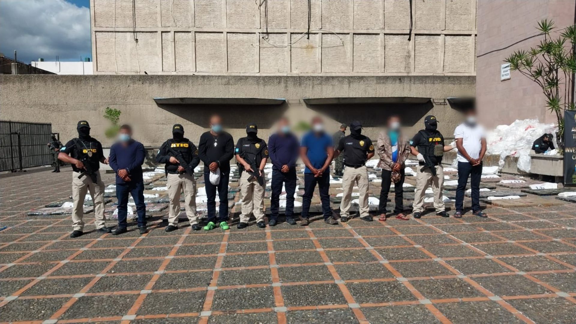 cocaína gracias a Dios