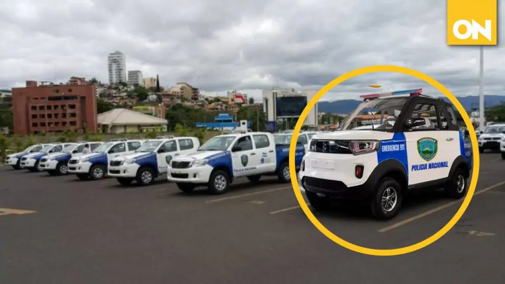 El nuevo coche patrulla de la Policía Nacional lee 400 matrículas por  minuto y graba el exterior y el interior del vehículo