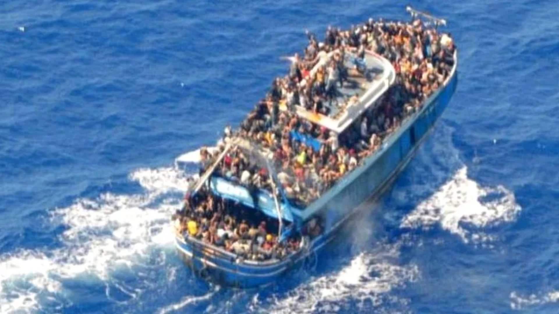 barco naufrago en Grecia