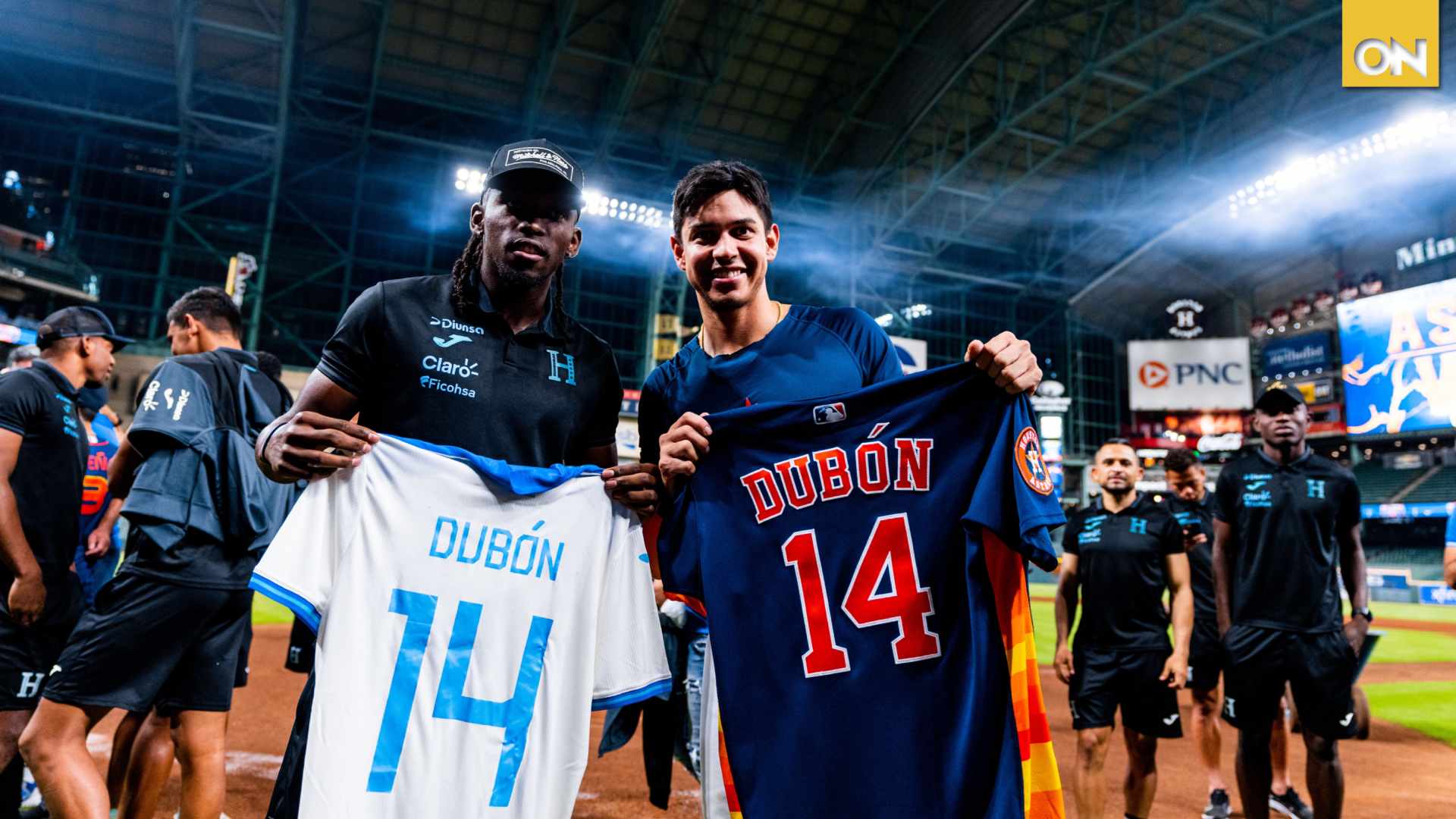 selección de honduras y mauricio dubón