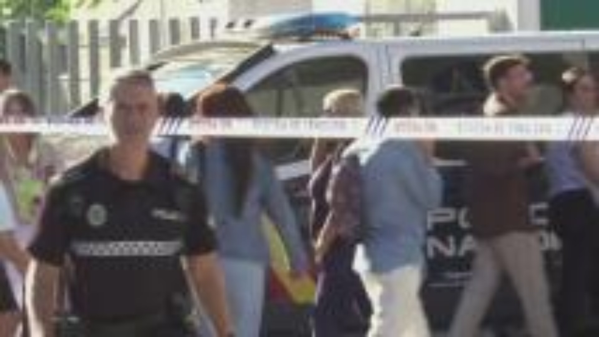 Detienen a tres hombres que abusaron a uns menor