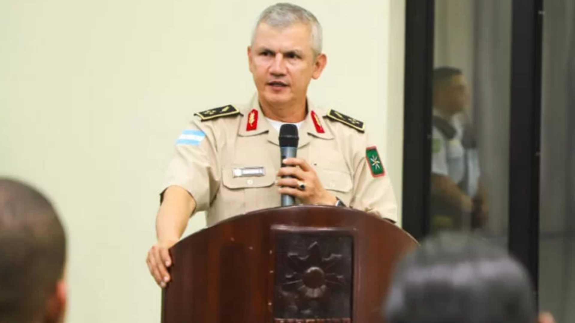 ROOSEVELT HERNÁNDEZ