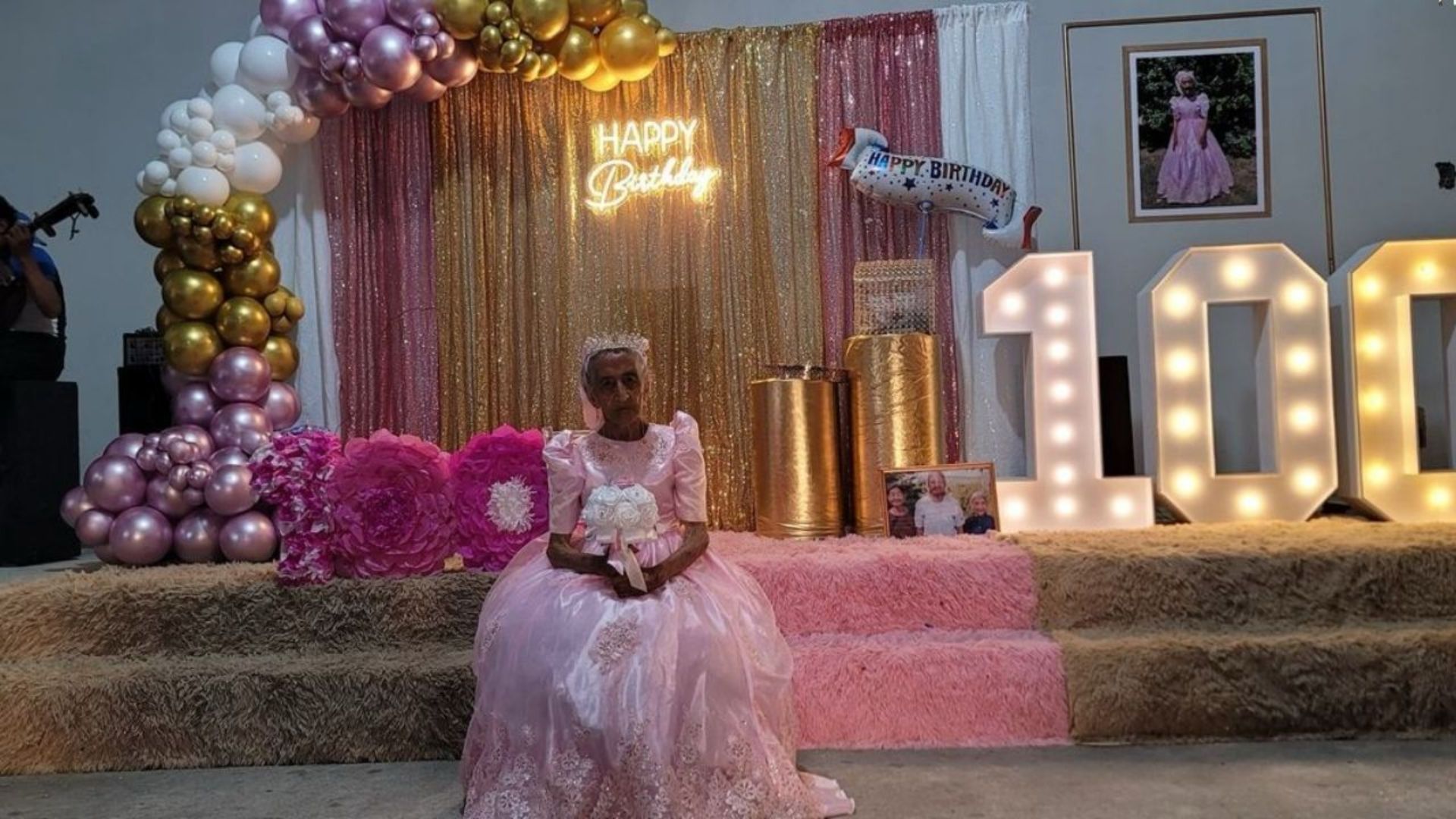 Abuelita hondureña celebra sus 100 años