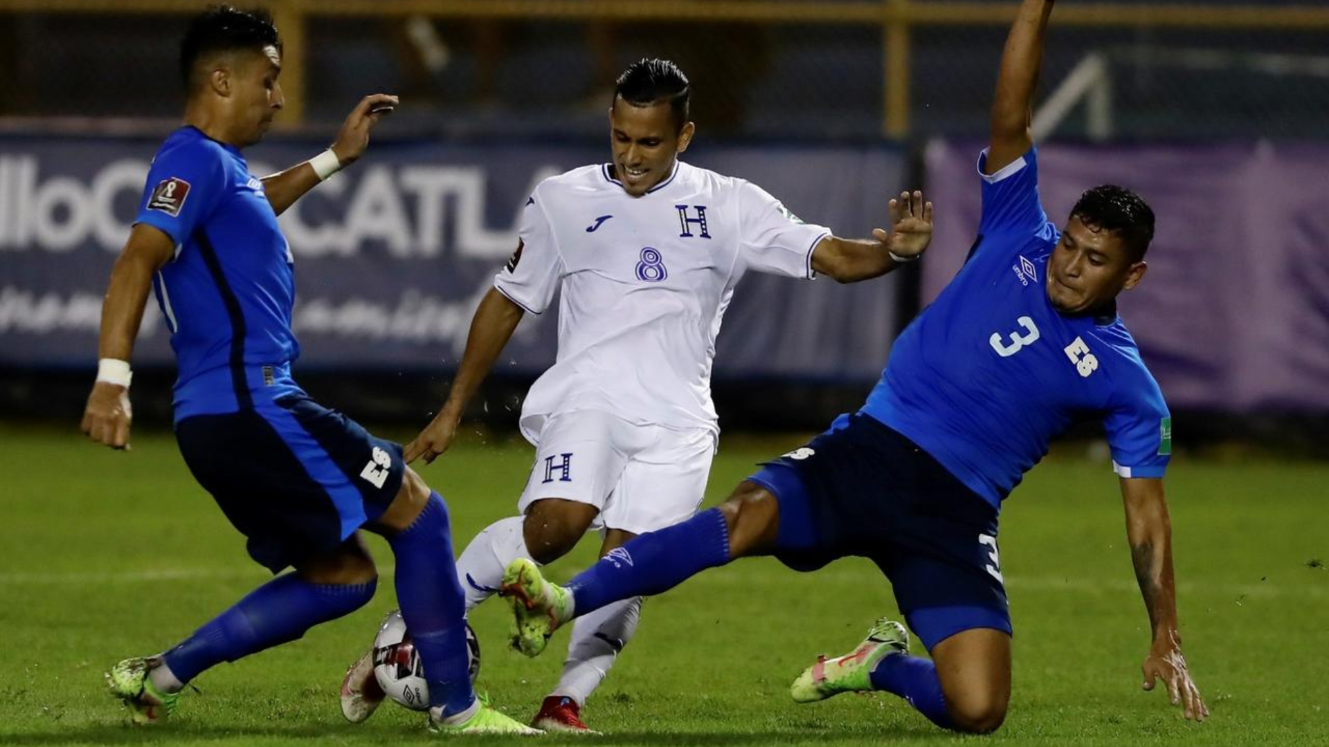La Selección de Honduras dio vuelta de página y se prepara para el amistoso en contra de El Salvador este martes 26/03/2024 en Estos Unidos. 