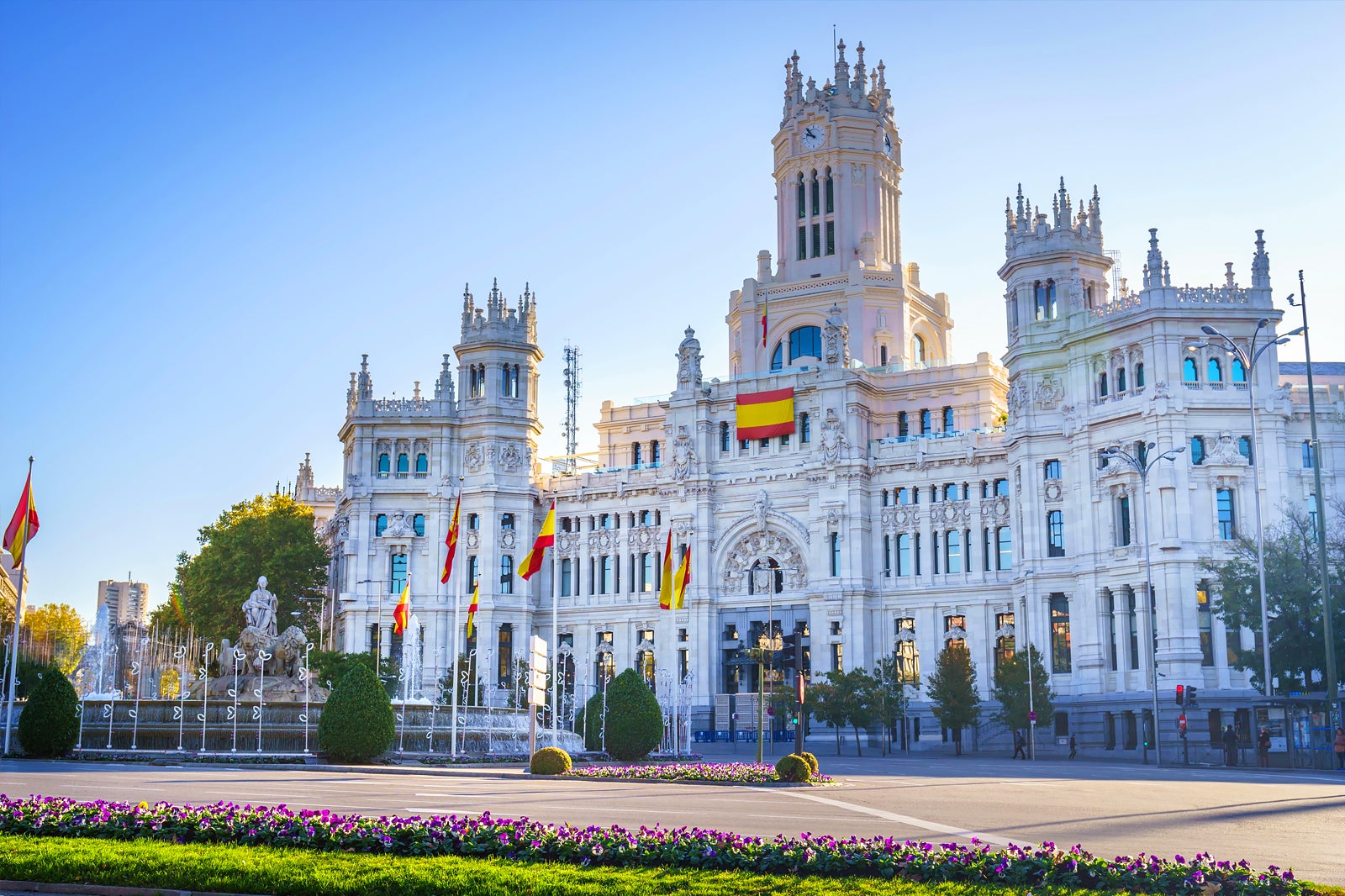 Estos son los requisitos que debes conocer para viajar a España (1)