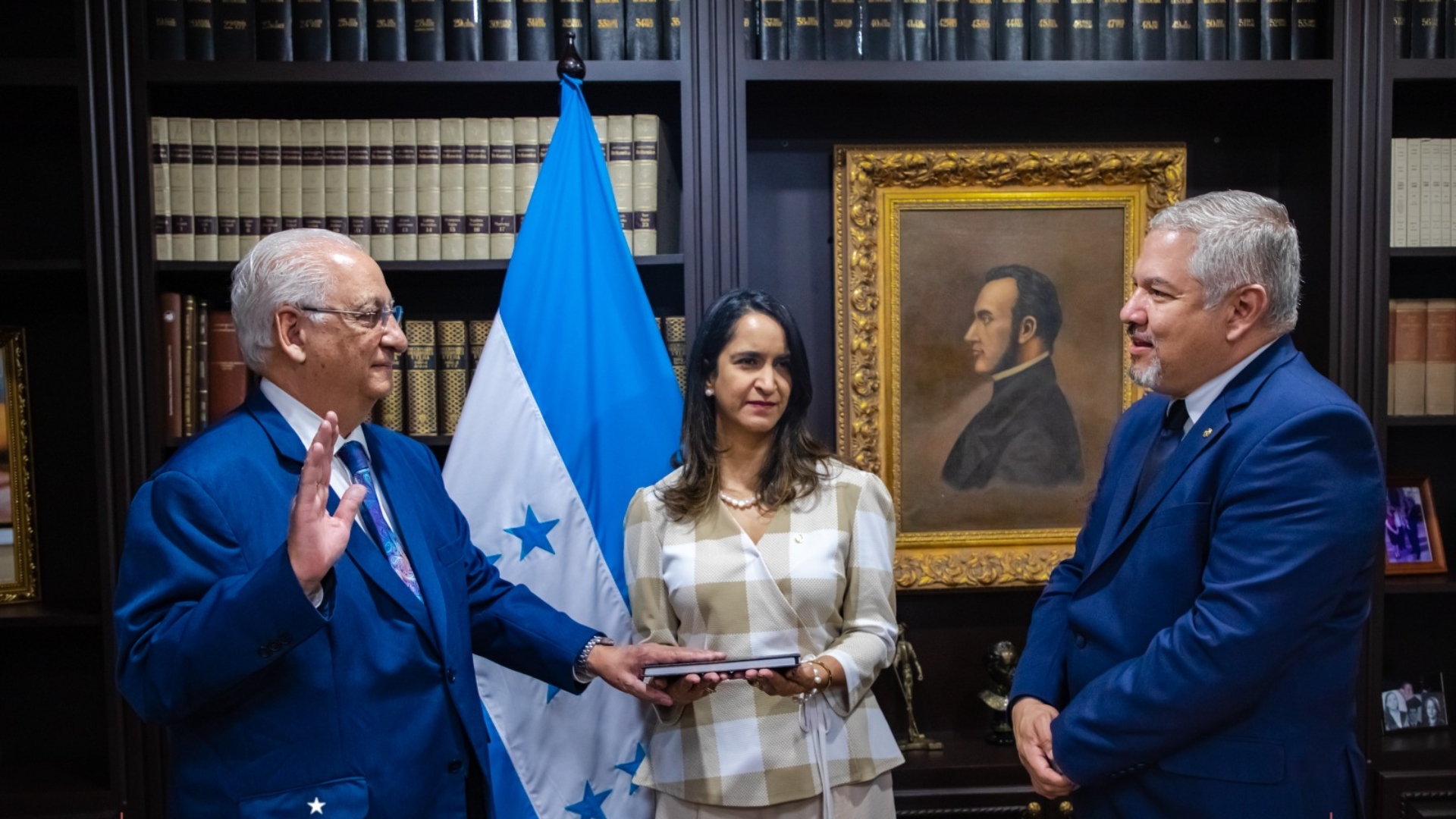 Francisco Herrera nuevo embajador de Honduras en Kuwait