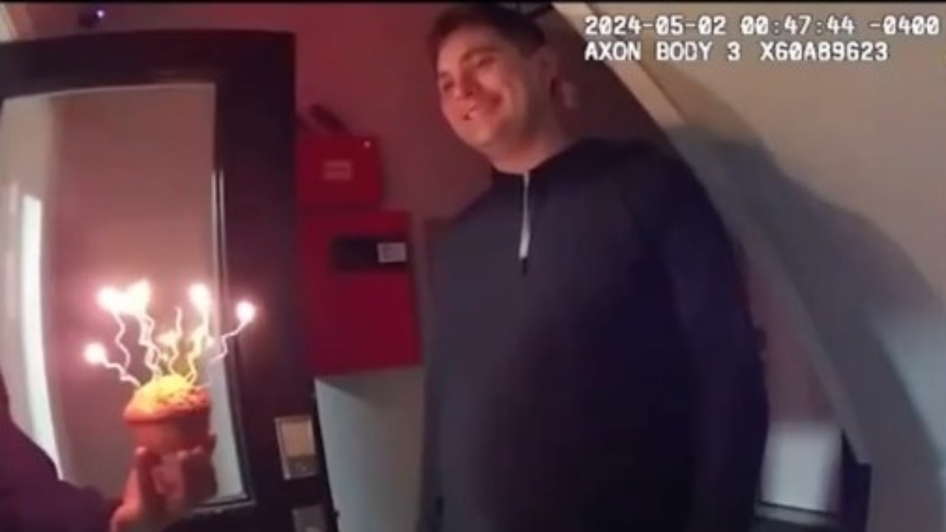 911