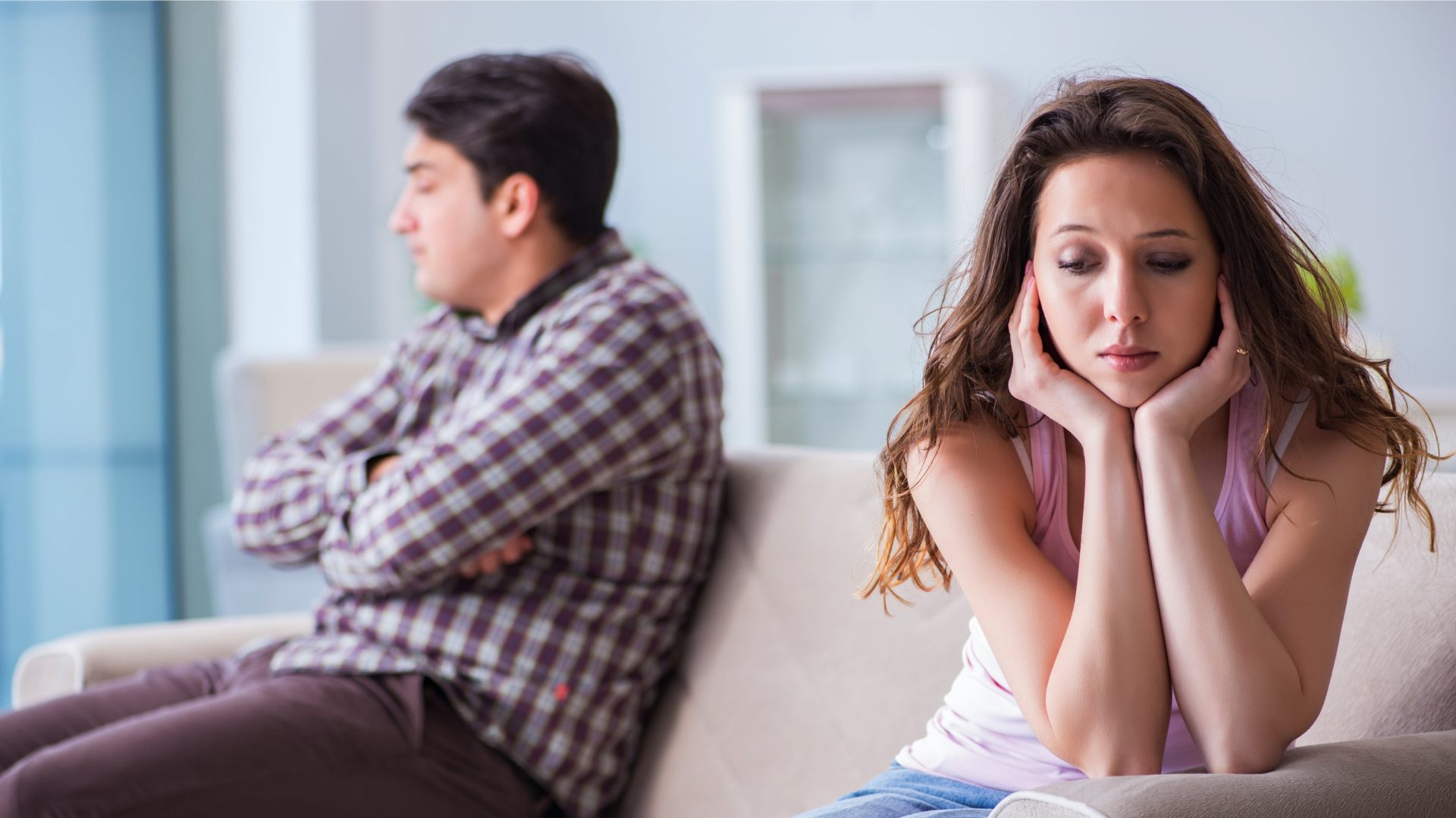 ¿Tu pareja muestra desinterés hacia ti? Esto debes hacer si sientes que se aleja
