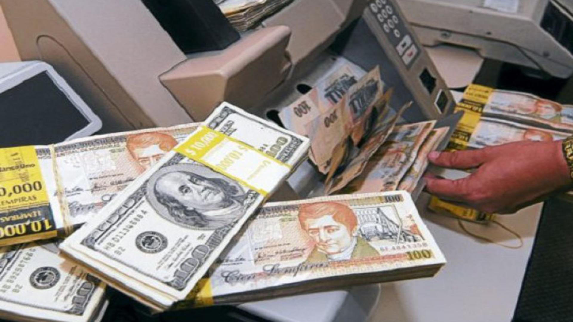 Desde esta fecha comenzó la devaluación del lempira ante el dólar