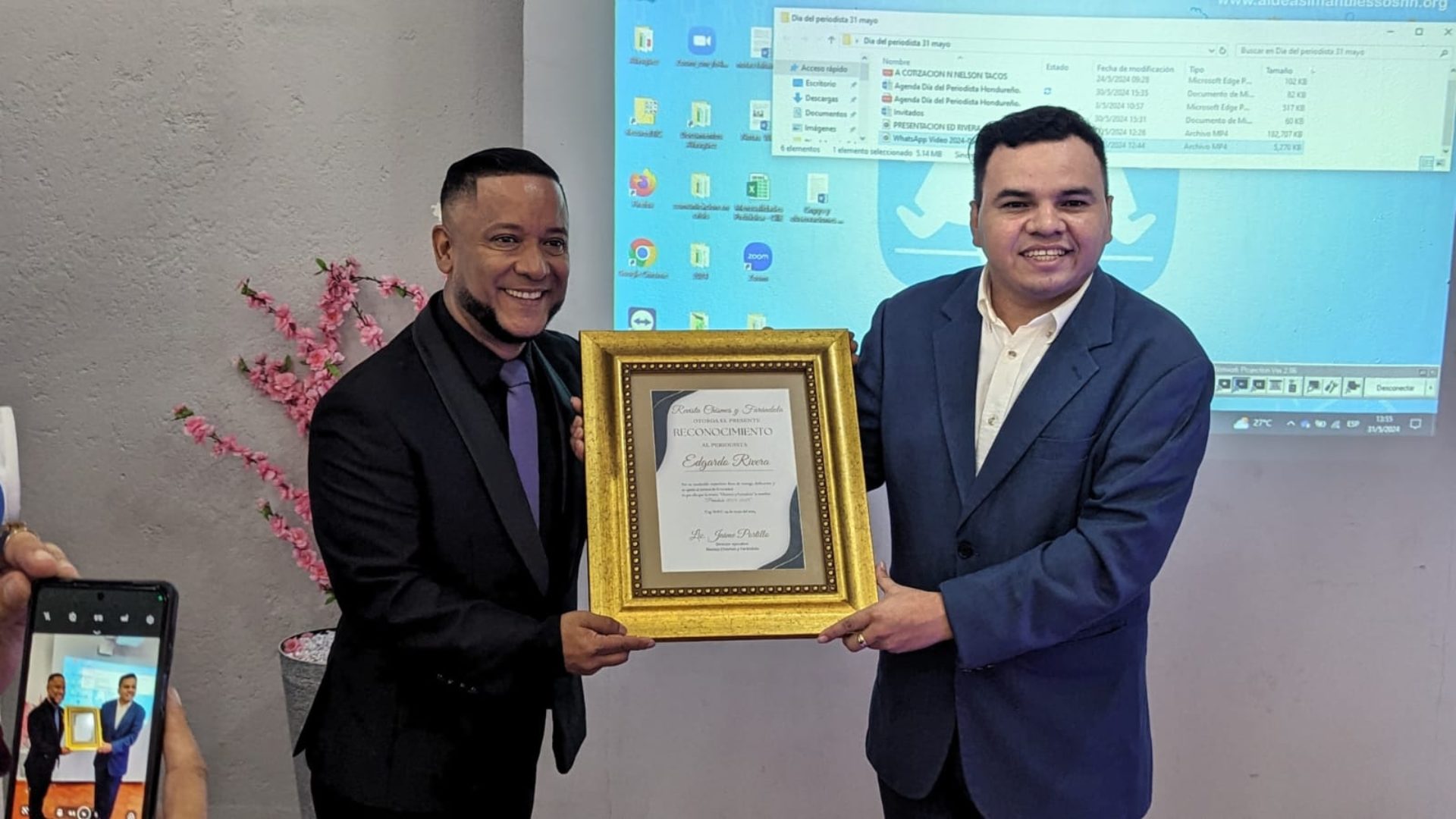 Edgardo Rivera periodista del año en Honduras