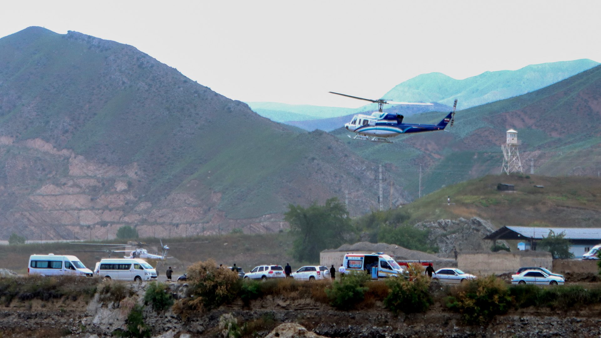 El presidente de Irán desaparece después de un incidente en helicóptero