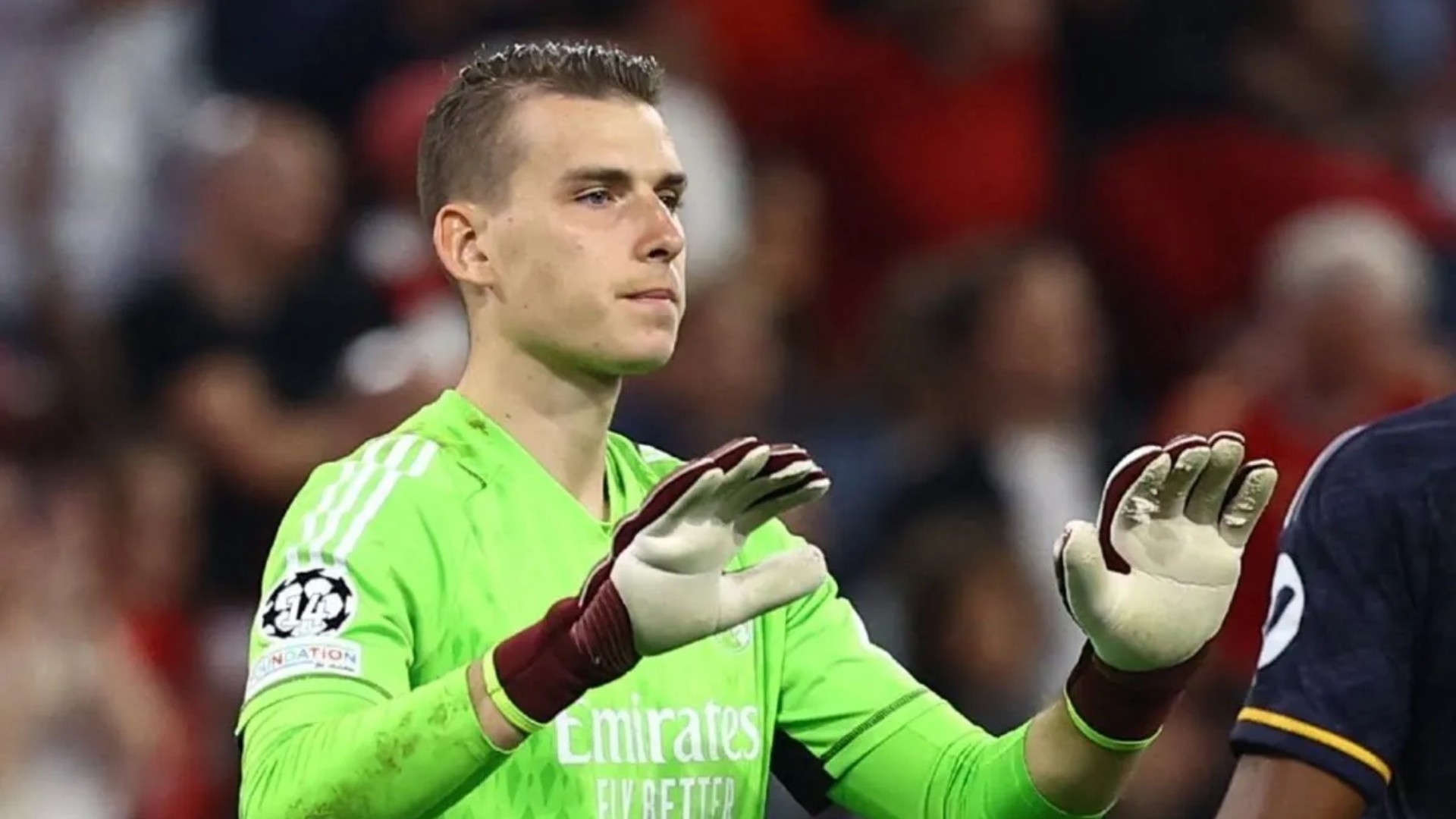 Andriy Lunin ausente en la final de la Champions League por motivos de salud, el club le ha aislado para evitar infecciones.