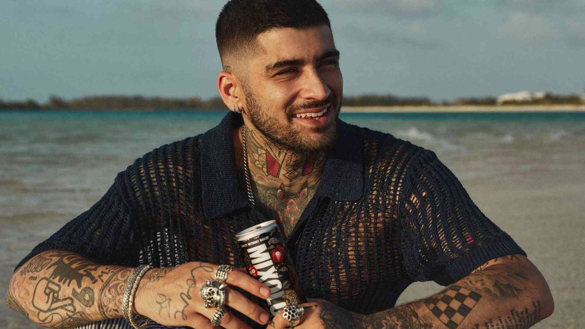 Zayn Malik revela que fue expulsado de famosa app de citas