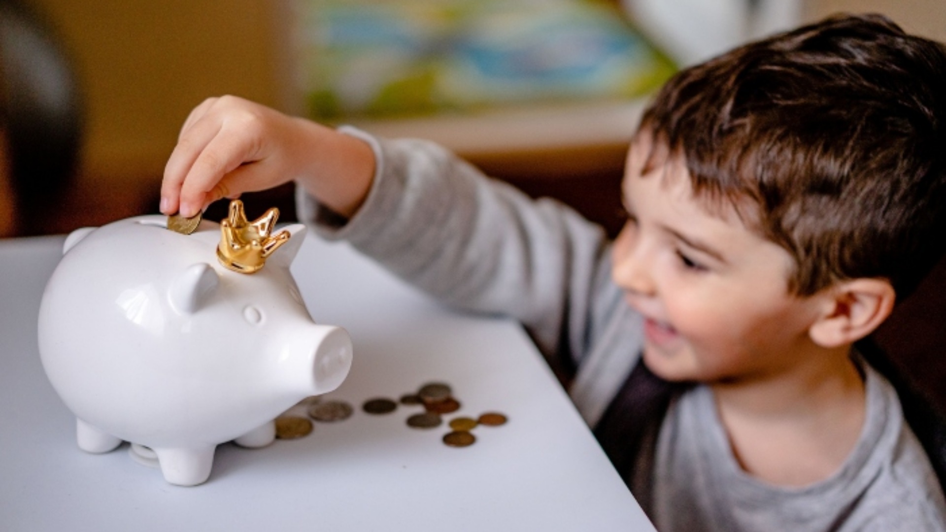 Motivos por los que debes educar financieramente a tus hijos
