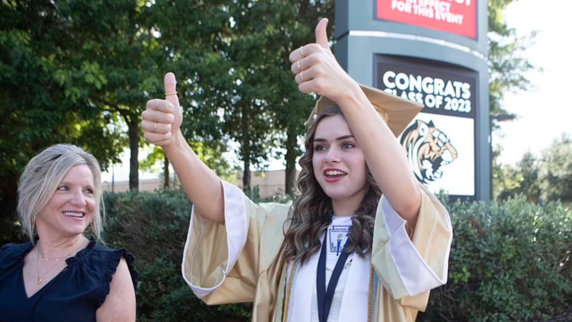 Joven nacida en la cárcel se gradúa con honores y asistirá a Harvard