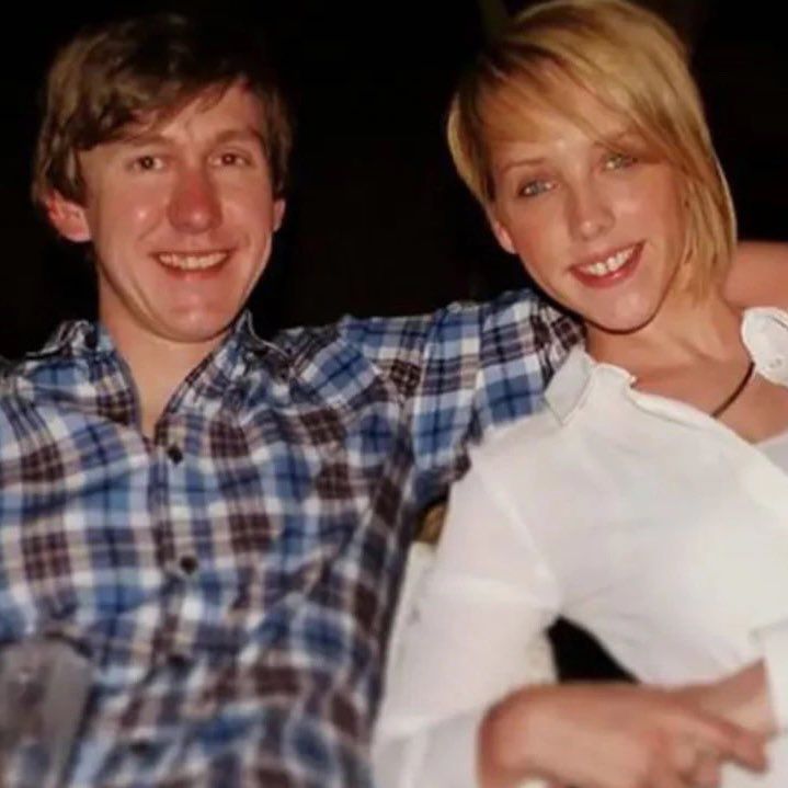 Keir Johnston y su entonces pareja, Grace