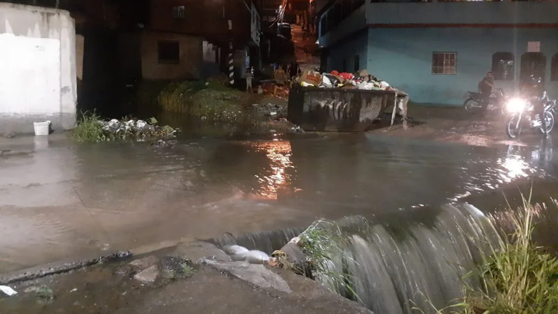 setecientas colonias en riesgo por lluvias