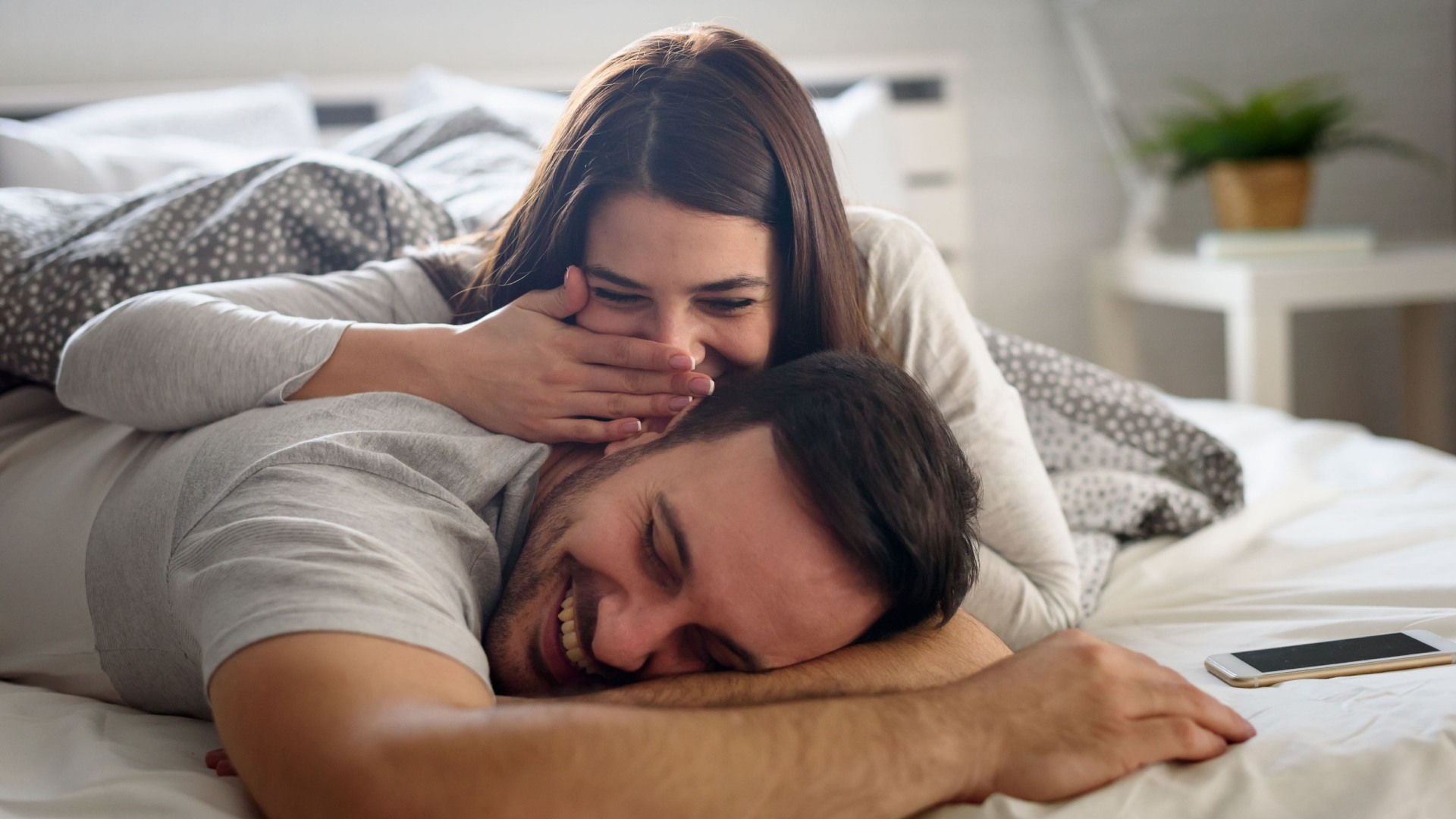 Si tu pareja hace esto en la intimidad, significa que esta disfrutando la relación sexual