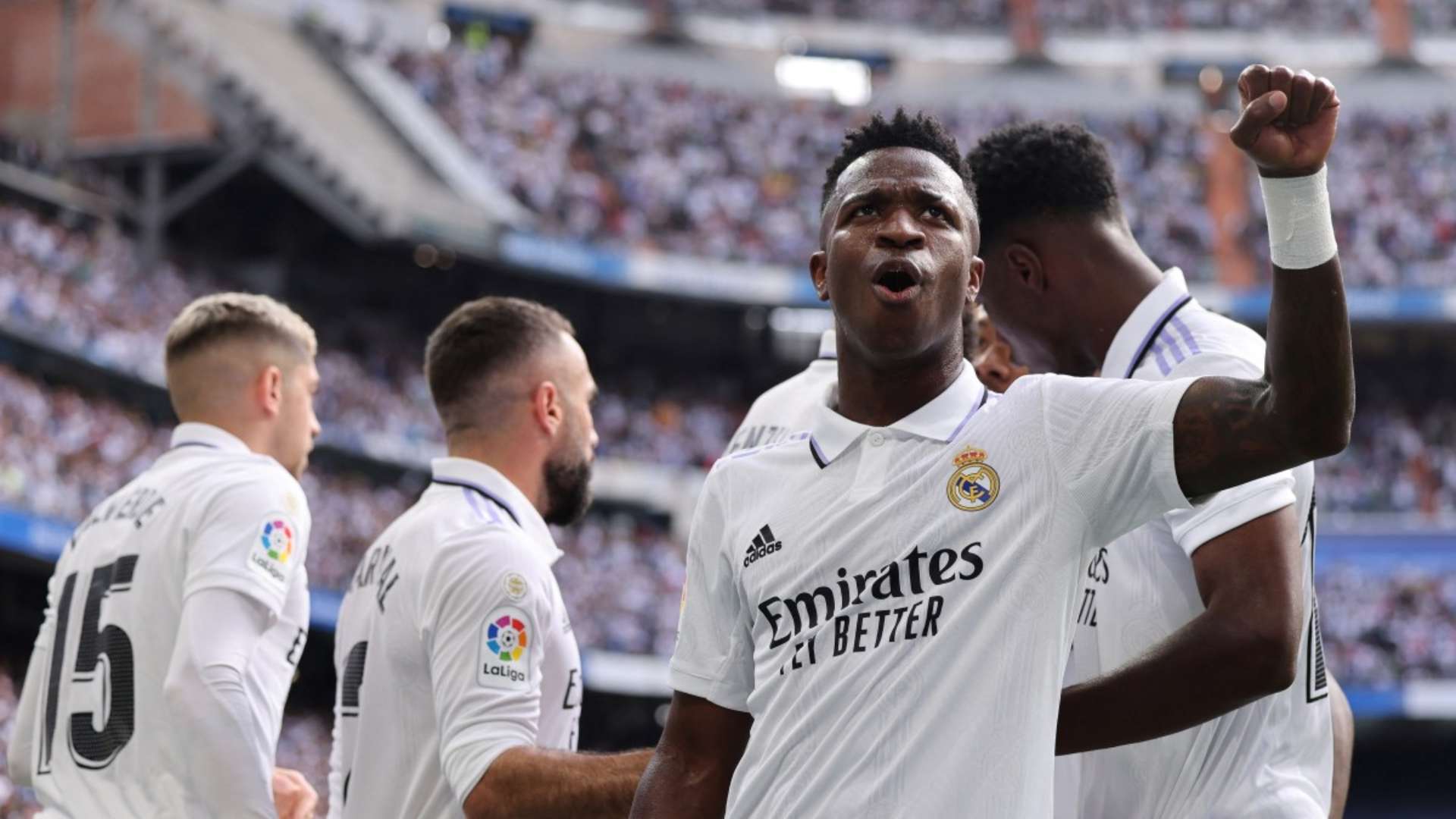 Vinícius reacciona a condena de aficionados por insultos racistas