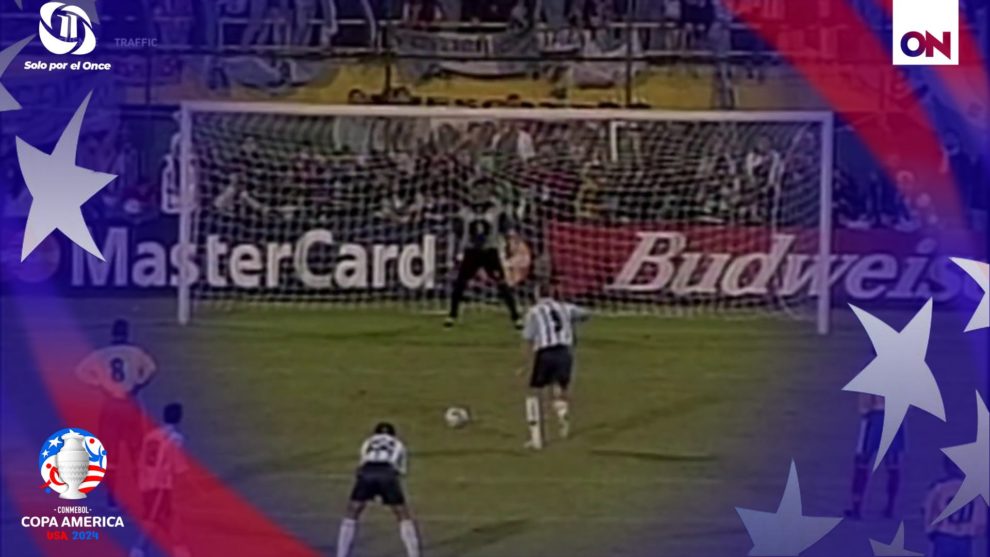 Martín Palermo hace historia en la Copa América al errar tres penales en un solo partido, estableciendo un récord Guinness que difícilmente será igualado.