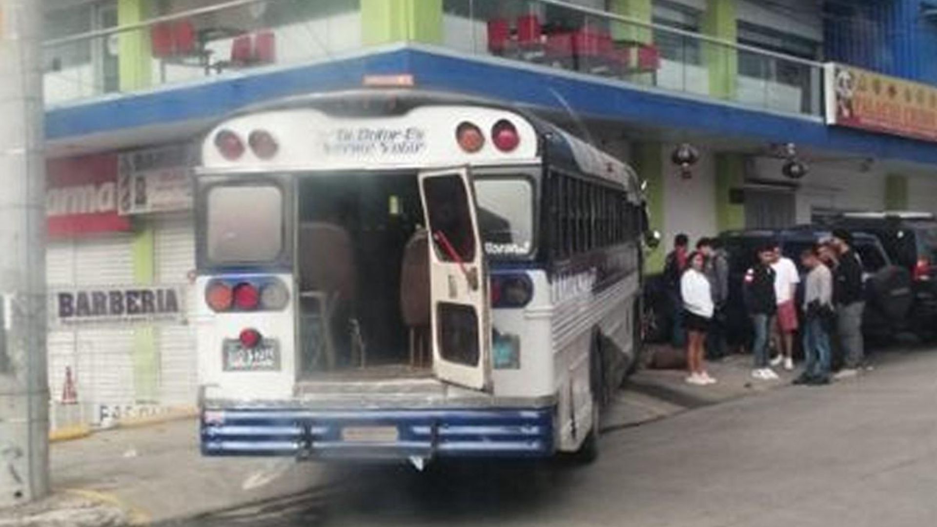 Accidente de bus de Santa Ana enfrente de Toncontín.