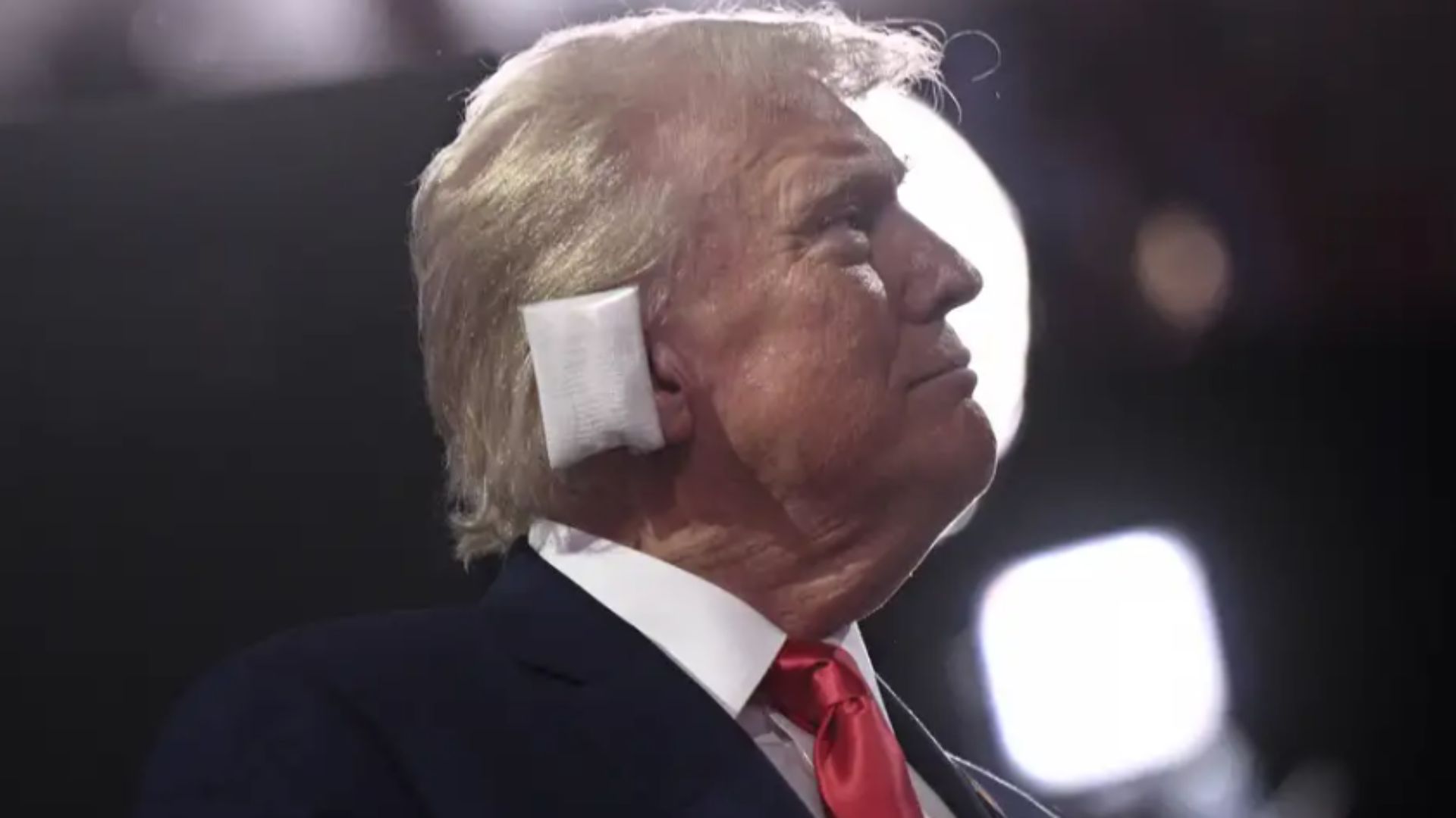 El expresidente Donald Trump sobrevivió a un intento de asesinato.