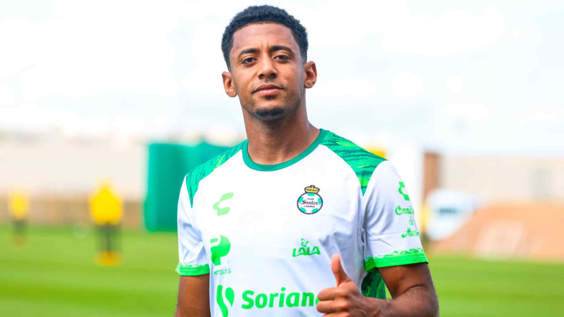 El Santos Laguna se prepara para un emocionante duelo frente al Atlas en la tercera jornada del Torneo Apertura de la Liga MX, donde podría ver en acción por primera vez a Anthony Lozano.