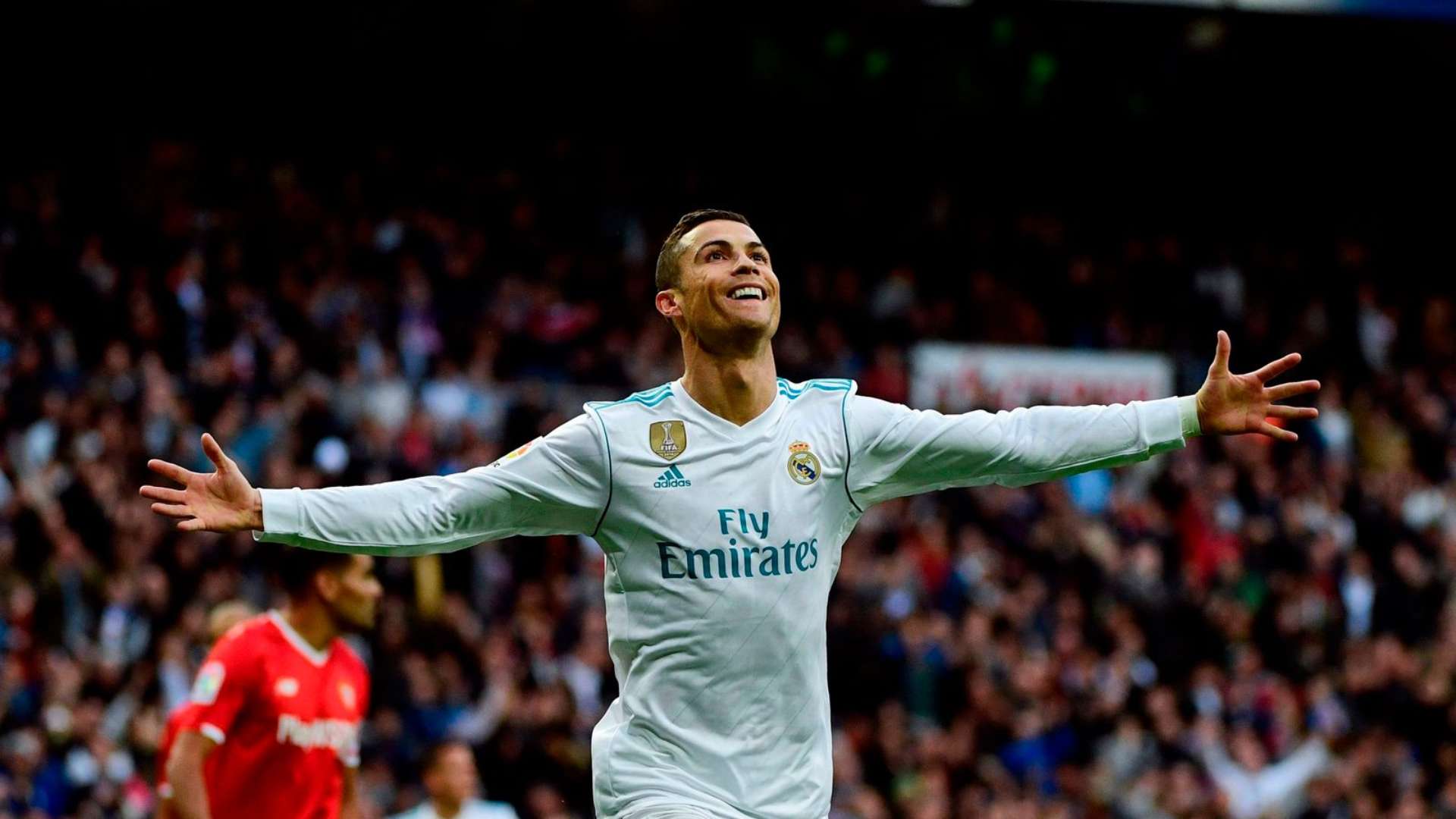 El Real Madrid extendió una invitación a Cristiano Ronaldo para que asistiera a la presentación de Kylian Mbappé, un evento que congregó a 80 mil espectadores en un ambiente histórico en el estadio.