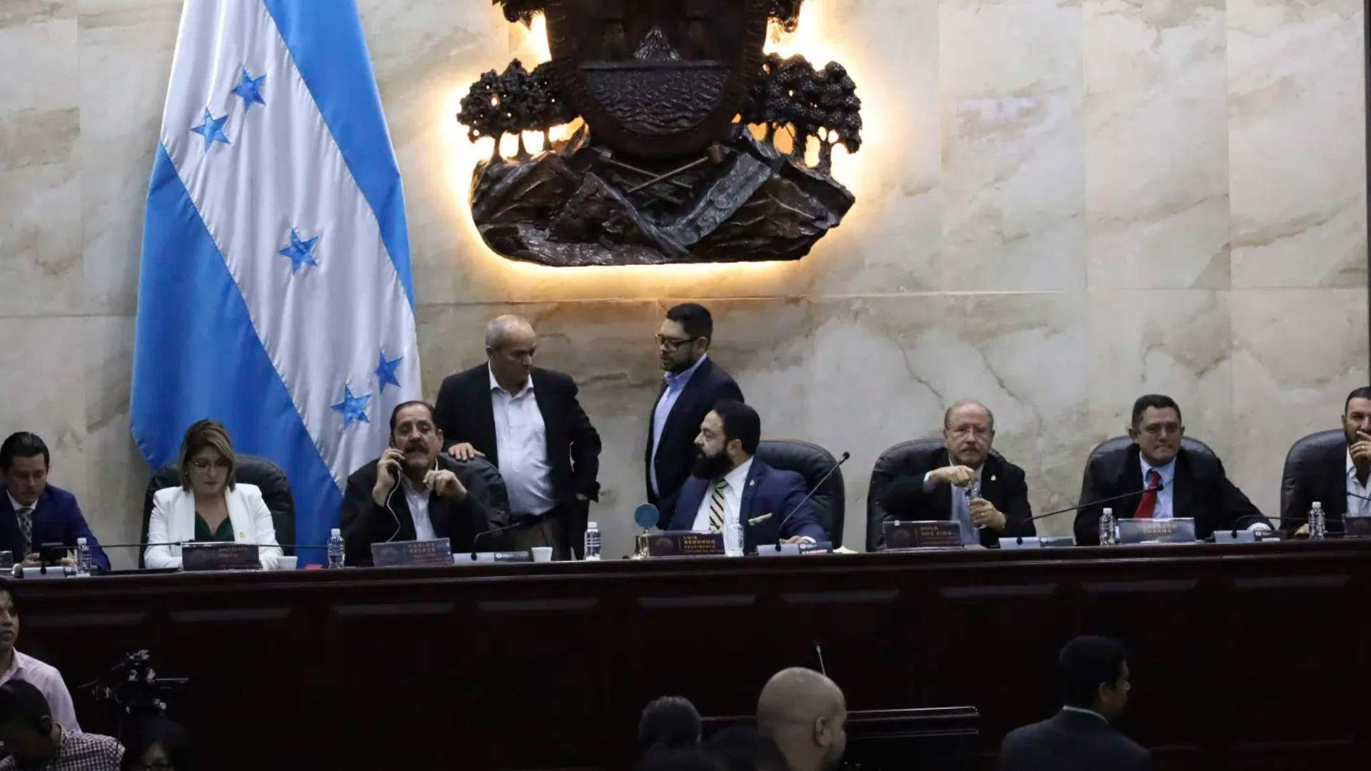 ¿Cuándo se retomarán las sesiones en el Congreso Nacional?