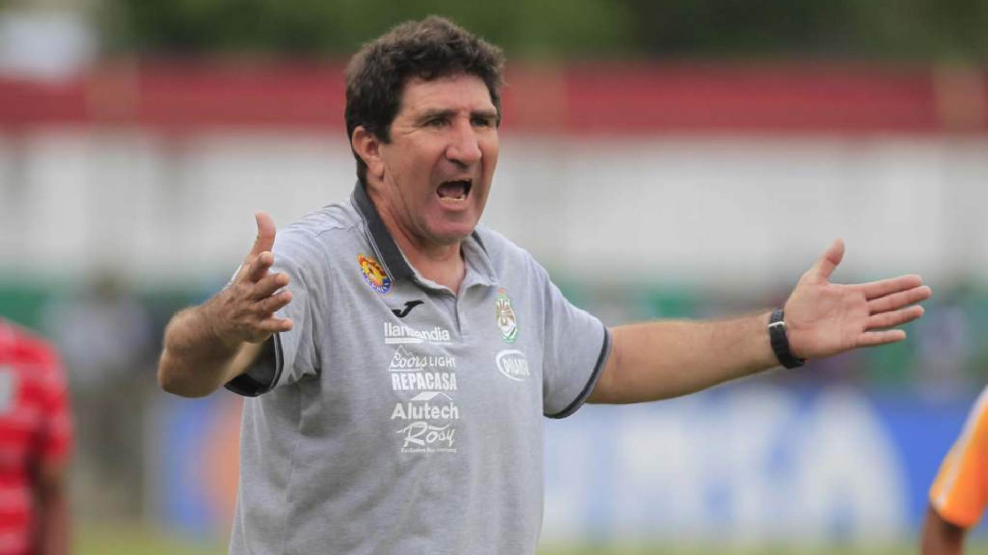 Pedro Troglio a Héctor Vargas: "Él sabe por qué no lo saludo"