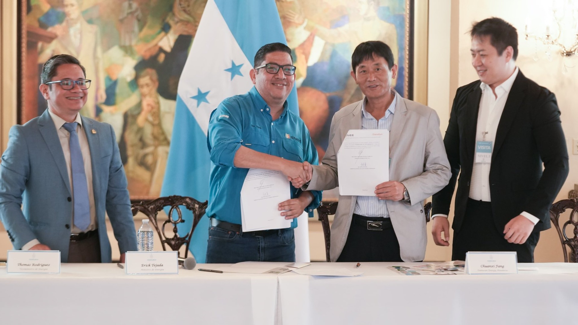 Erick Tejada inversión red eléctrica