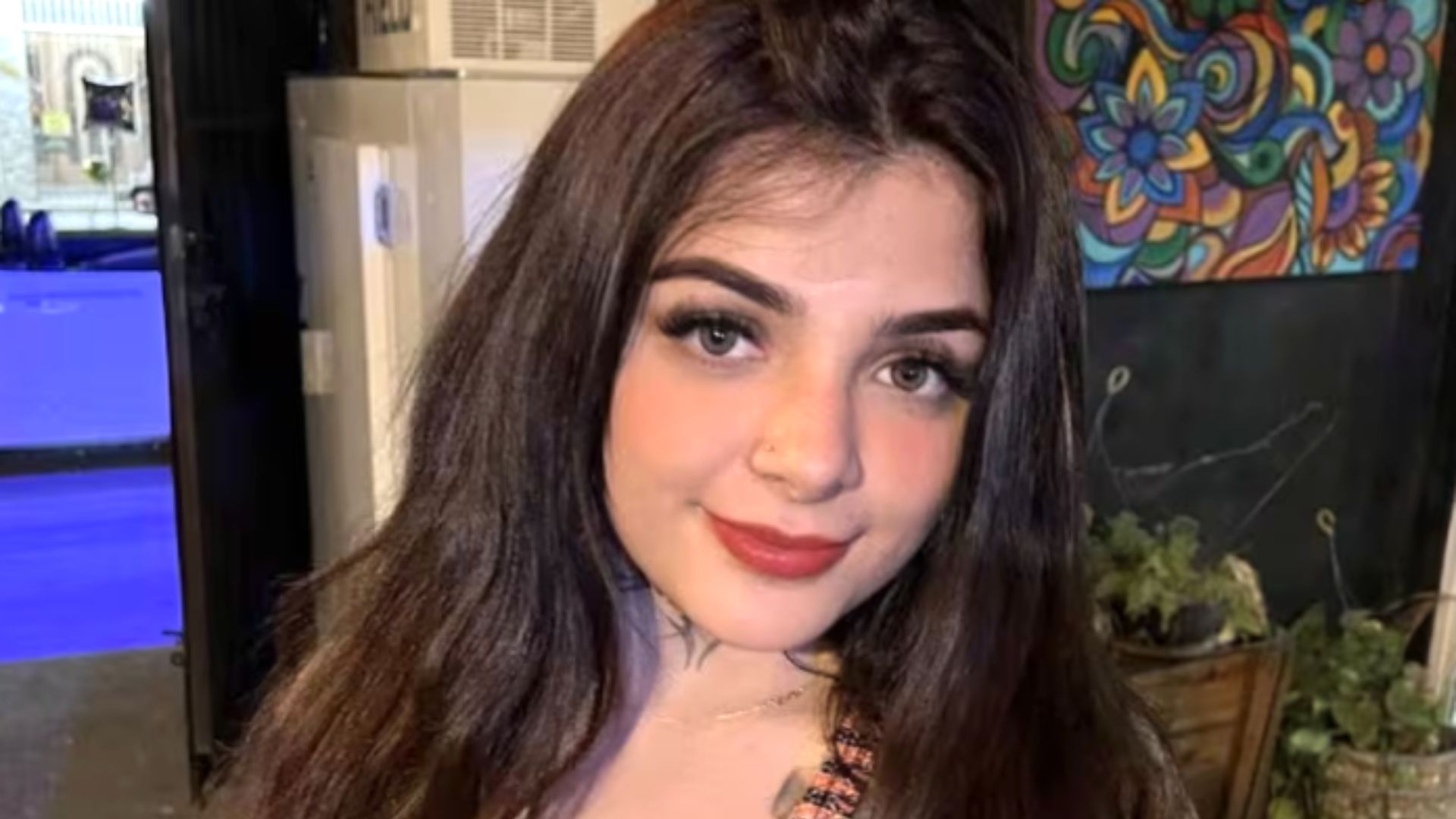 Karely Ruiz es una joven mexicana que se dedica a hacer contenido en las redes sociales.