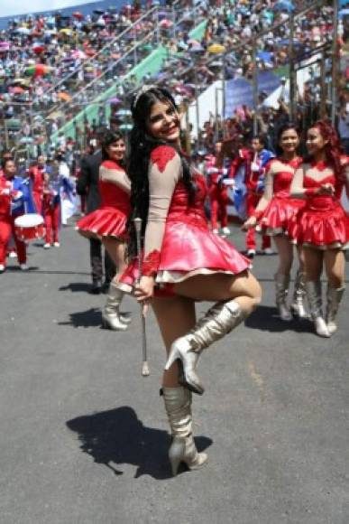 Alisson Mejía palillona 