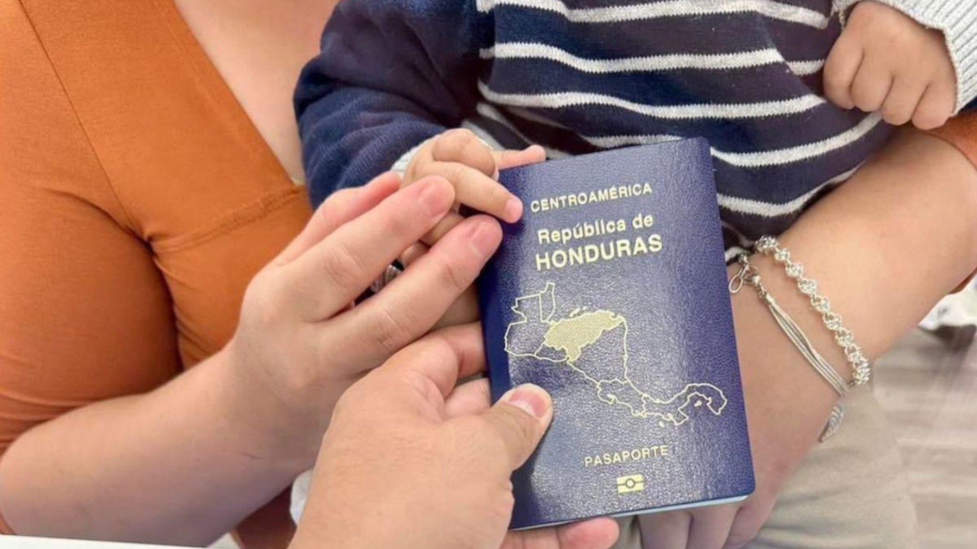 como solicitar una visa para mi familiar en Honduras