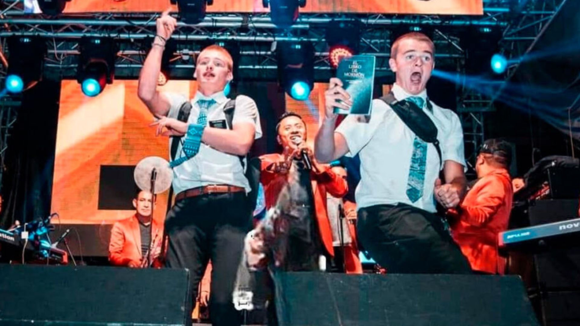 mormones bailando