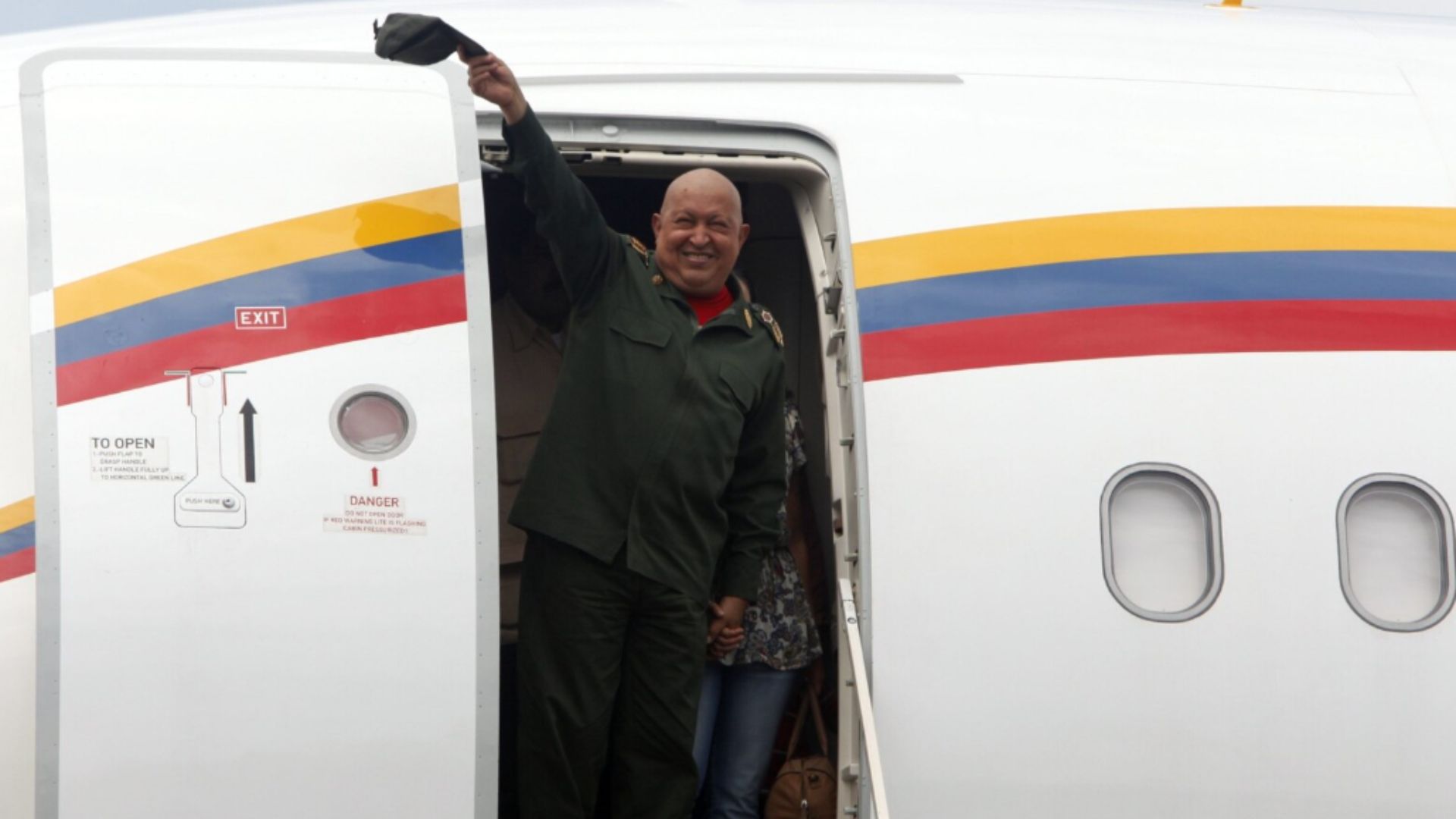 No se sabe si Maduro demandó a Airbus por los desperfectos.