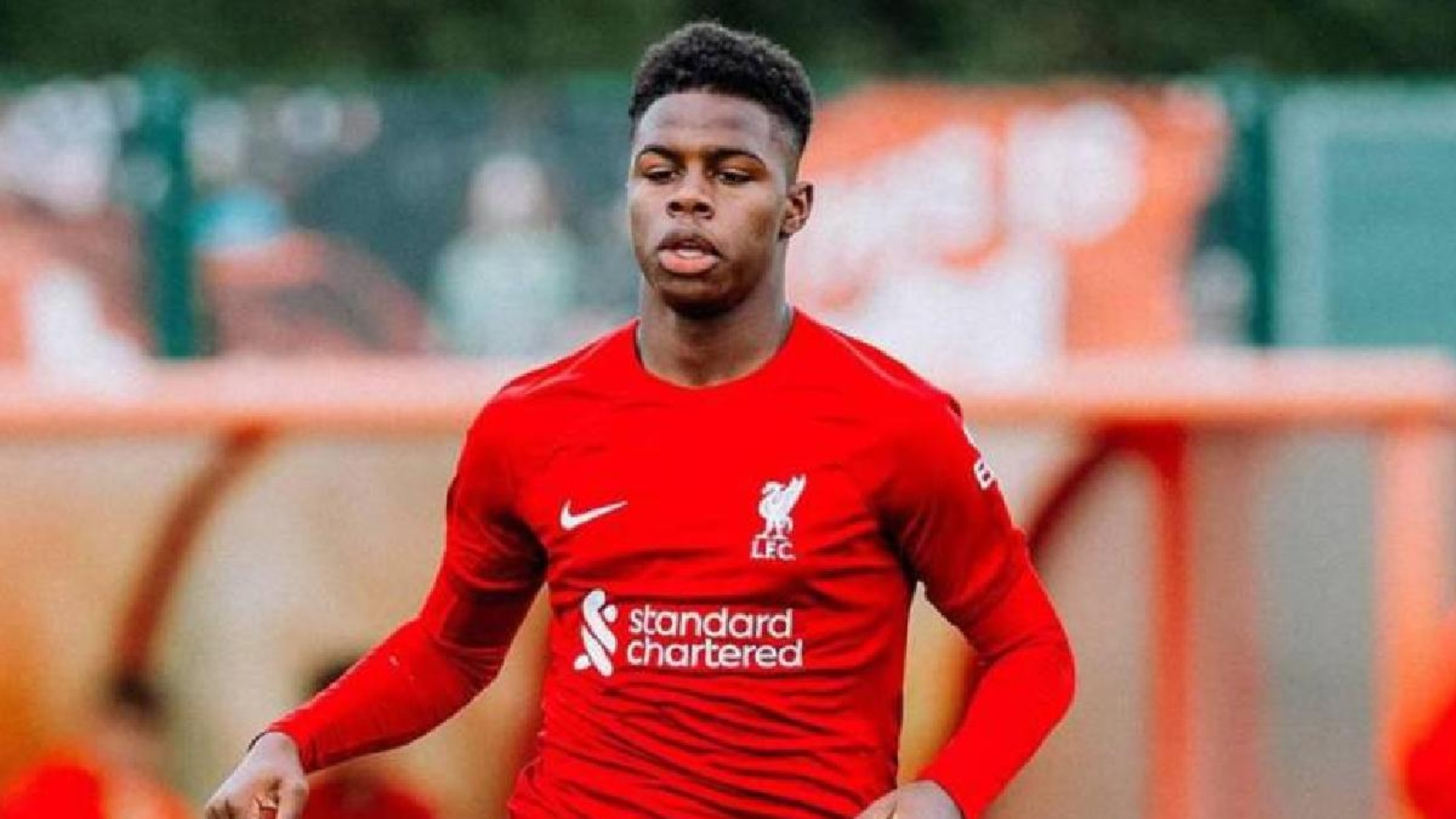 Keyrol Figueroa anota gol con el Liverpool de Inglaterra