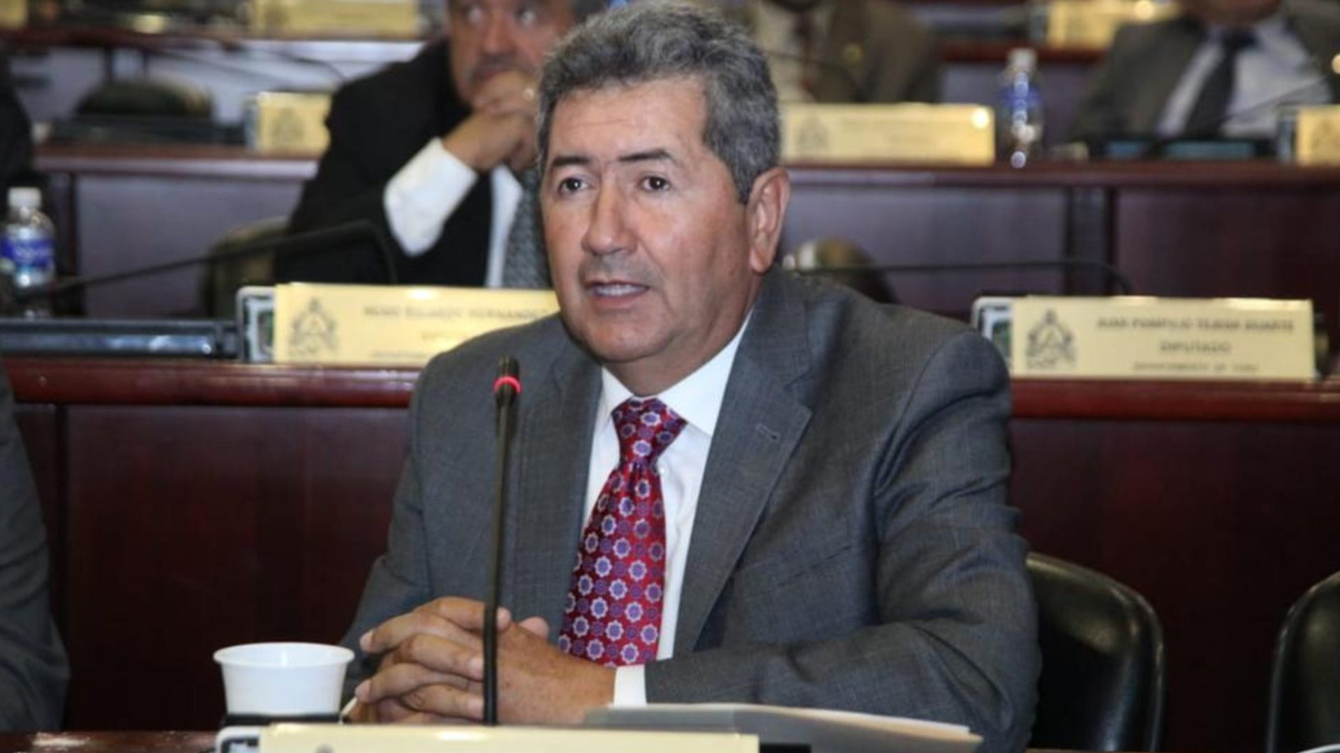 VÍCTOR SABILLON